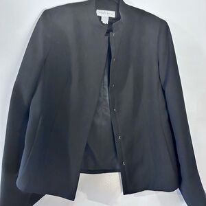 Jones Wear Classic Black Women's Blazer